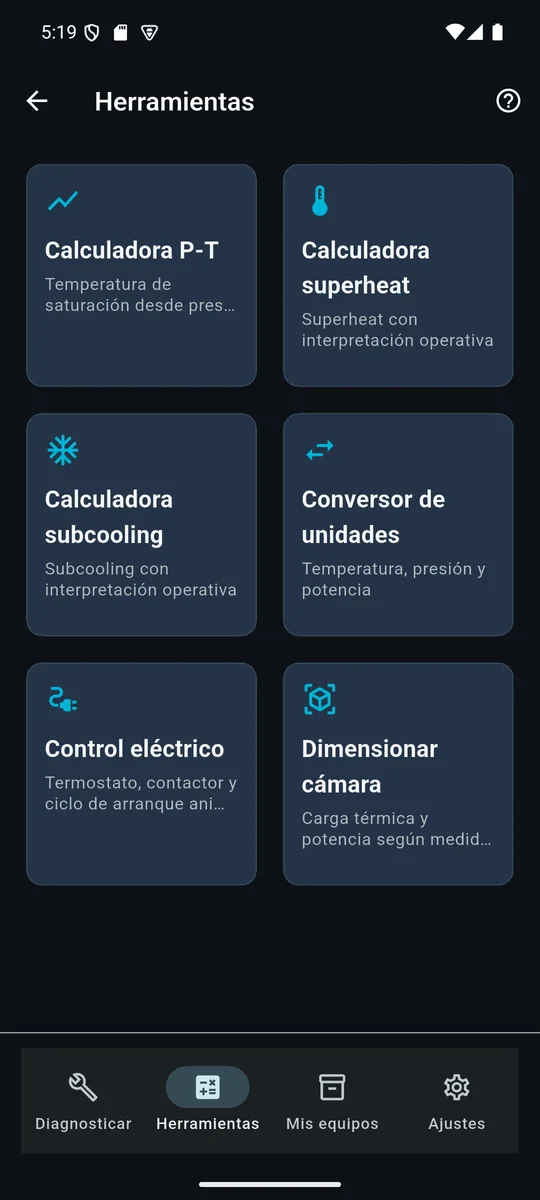 Pantalla real de KCE — Seis herramientas: P-T, superheat, subcooling, conversor, control eléctrico y dimensionado de cámara.